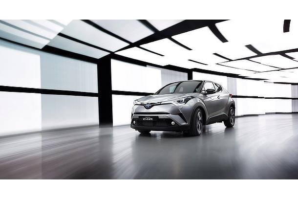 TOYOTA C-HR（欧州仕様）