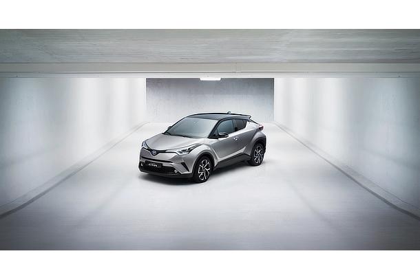 TOYOTA C-HR（欧州仕様）