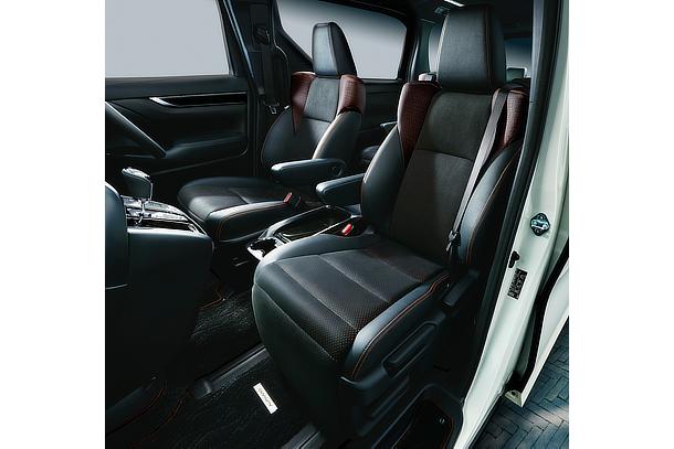 Toyota アルファードならびにヴェルファイアの特別仕様車を発売 トヨタ自動車株式会社 公式企業サイト