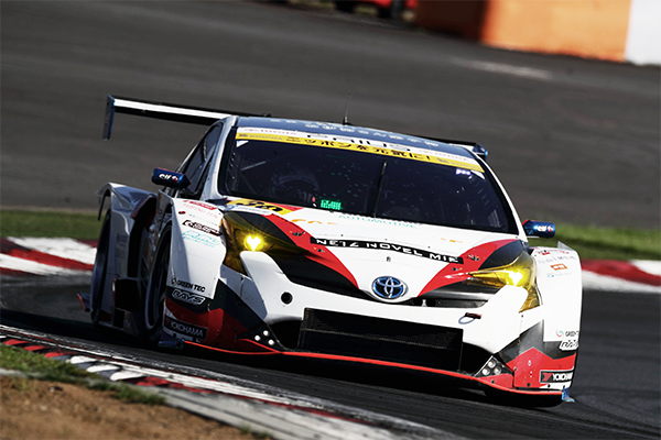 15位フィニッシュとなった永井宏明/佐々木孝太組 TOYOTA PRIUS apr GT 30号車