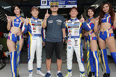 【ドライバー】国本 雄資／【監督】坂東 正敬／【ドライバー】関口 雄飛 SUPER GT 第7戦 BURIRAM SUPER GT RACE