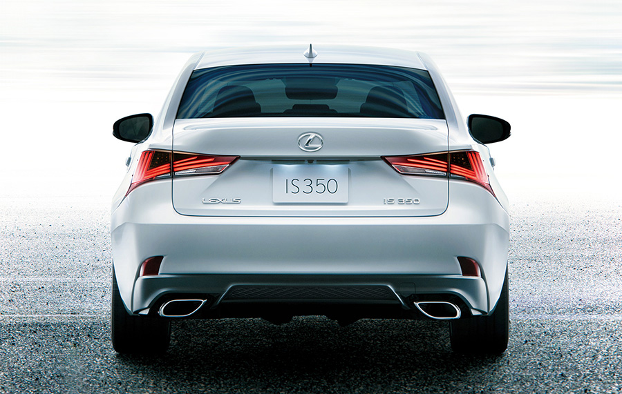 IS350“F SPORT”エクステリア＜オプション装着車＞（リヤ）