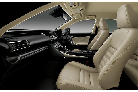 IS350“Version L”（インテリアカラー ： シャトー）