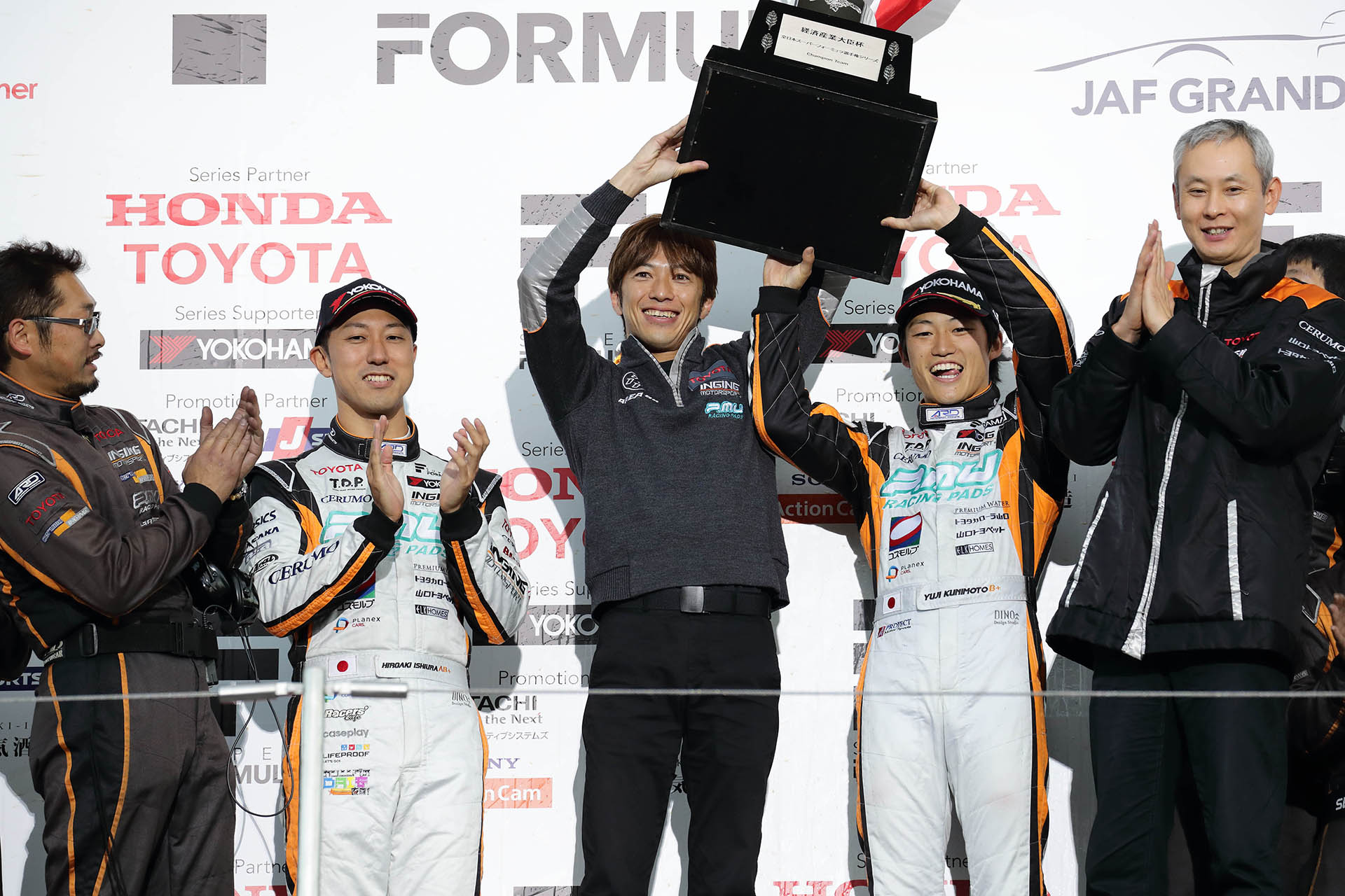 【ドライバー】石浦 宏明／【監督】立川 祐路／【ドライバー】国本 雄資 SUPER FORMULA 2016年 第7戦 鈴鹿