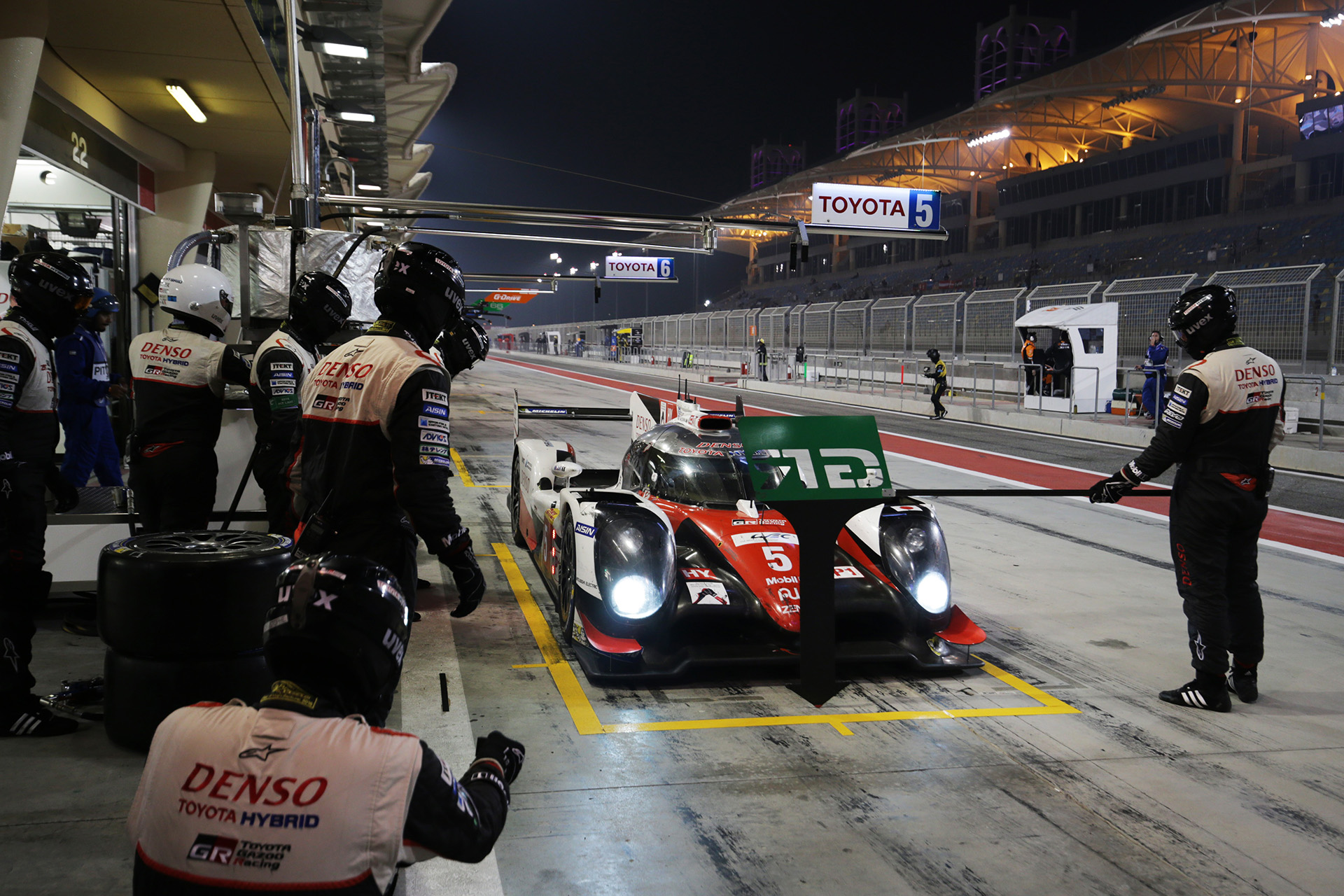 2016 WEC Round 9 Bahrain
