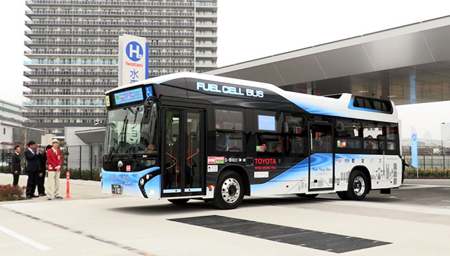 Figure 3. The Toyota Fuel Cell Bus in Tokyo
