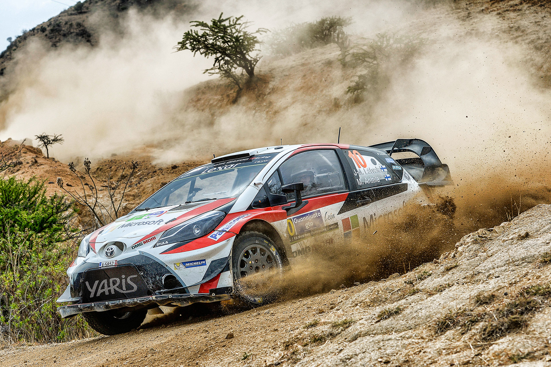 Ралли проходили. Toyota gazoo Racing WRT. Toyota Yaris WRC 2017. Toyota gazoo Racing WRC. Тойота Ярис ралли.