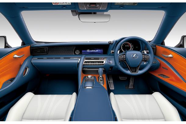 LC 500h L package (Breezy Blue Interior Color)