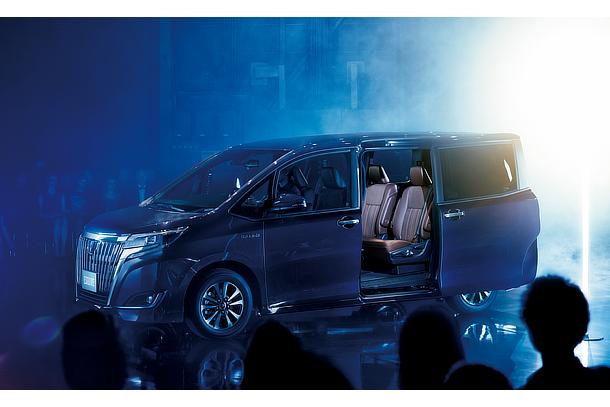 Gi“Premium Package” (ハイブリッド車) (スパークリングブラックパールクリスタルシャイン) 〈オプション装着車〉