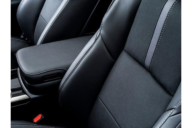 TOYOTA、クラウンに特別仕様車“J-FRONTIER Limited”を設定 | トヨタ