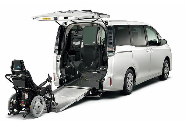 ヴォクシー／ノア／エスクァイア | トヨタ自動車株式会社 公式企業サイト