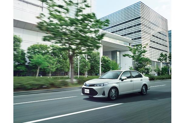HYBRID G (ホワイトパールクリスタルシャイン) 〈オプション装着車〉