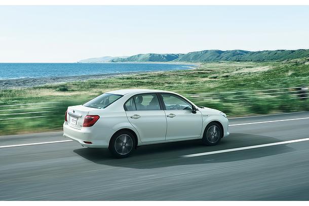 HYBRID G (ホワイトパールクリスタルシャイン) 〈オプション装着車〉