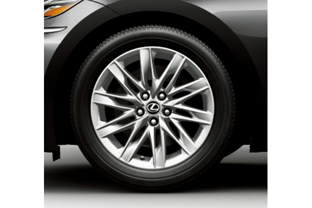 19-inch aluminum wheel
