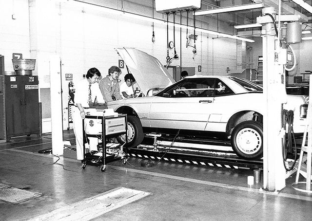 トヨタテクニカルセンター・USA（現TMNA R&D）