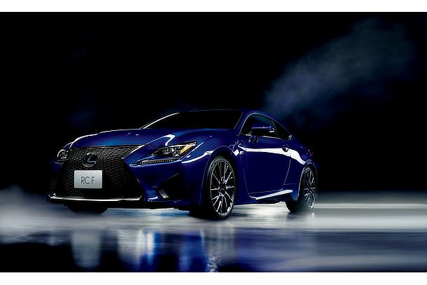RC F（ヒートブルーコントラストレイヤリング）＜オプション装着車＞