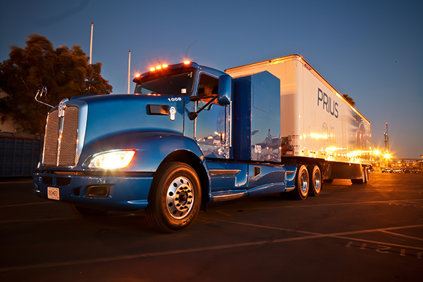トヨタ、FuelCell Energy社とともに米国カリフォルニア州でバイオマスから水素・電気・水を生み出す「Tri-Gen」を建設 -電気・水はロングビーチ港のトヨタの物流拠点で使用- -水素は併設する水素ステーションを通じてトヨタのFC大型商用トラックなどに供給-