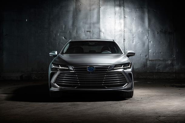 2019 Toyota Avalon Limited Hybrid