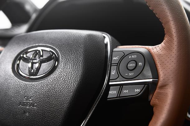 2019 Toyota Avalon Limited Hybrid