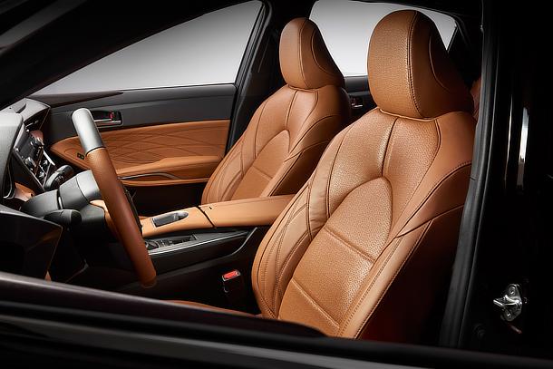 2019 Toyota Avalon Limited Hybrid