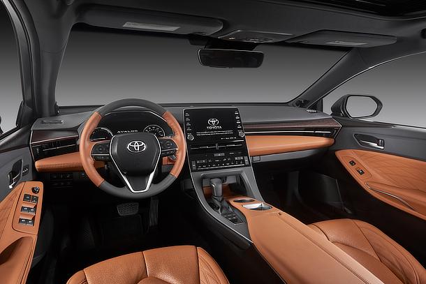 2019 Toyota Avalon Limited Hybrid