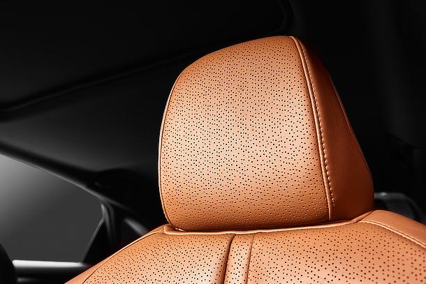 2019 Toyota Avalon Limited Hybrid