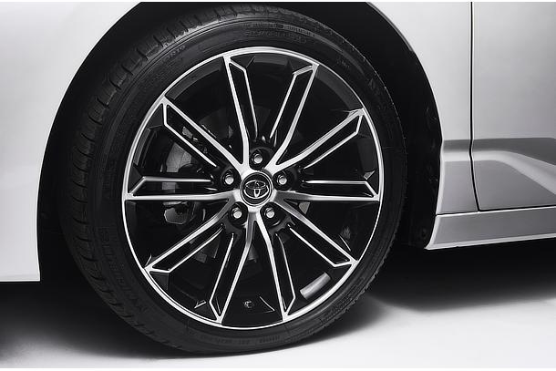 2019 Toyota Avalon Touring