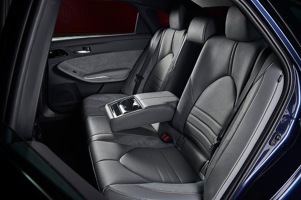 2019 Toyota Avalon XSE