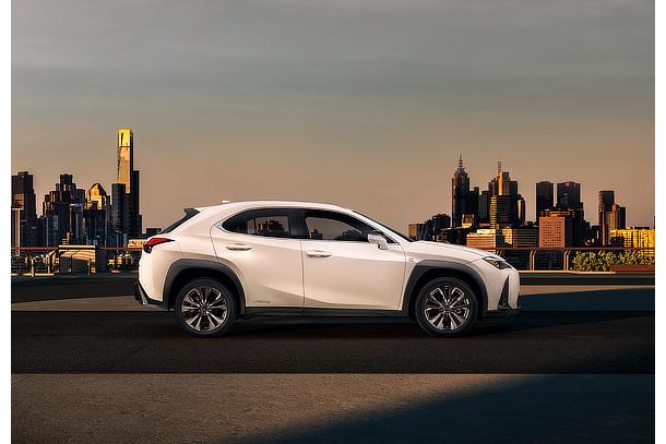 UX 250h "F SPORT"