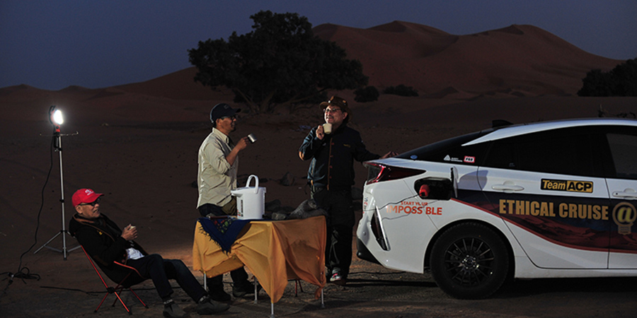 The Prius PHV in the electricity-less desert