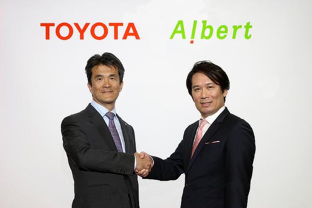 左 ： トヨタ 先進技術開発カンパニー 鯉渕健常務理事、右 ： ALBERT 代表取締役社長 松本壮志