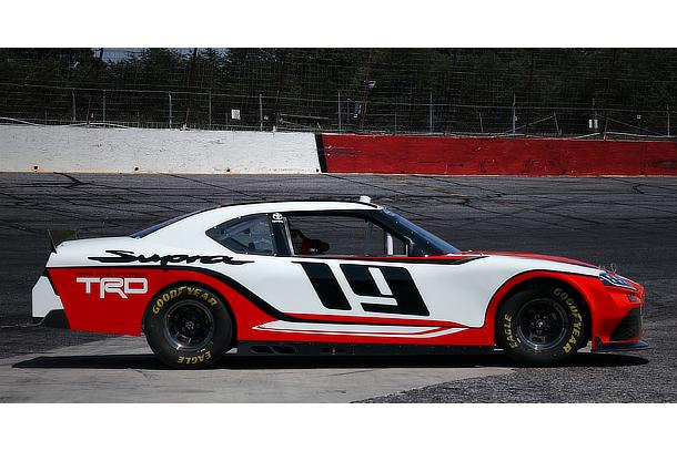 NASCARエクスフィニティ スープラ