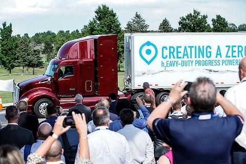 Second Version of Fuel Cell Heavy-duty Truck Reveal