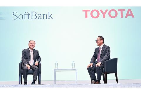 Masayoshi Son, Representative, SoftBank Group / Akio Toyoda, President, Toyota Motor Corporation