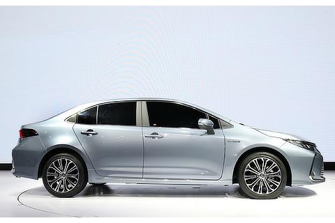 New Corolla (China, Prestige model)