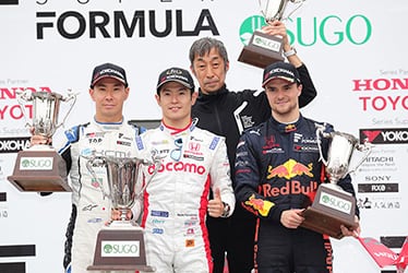 【ドライバー】小林 可夢偉（左から1番目） スーパーフォーミュラ 2019年 第3戦 SUGO