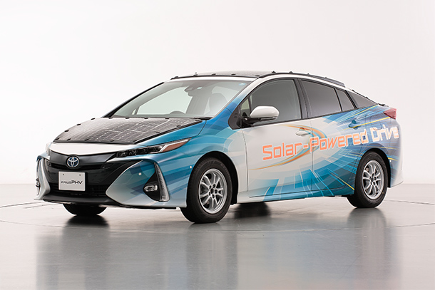 Prius PHV demo model equipped with solar battery panel