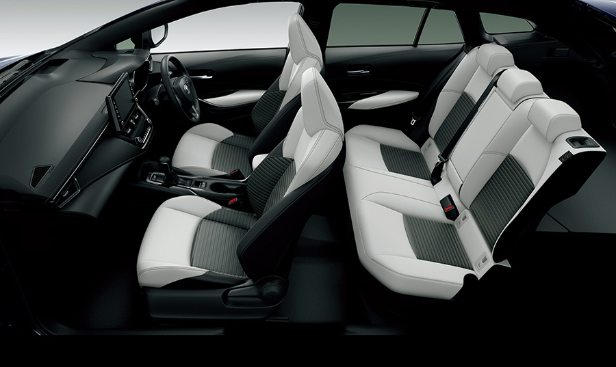 Corolla Touring, HYBRID WxB, black interior, white seats (options shown)