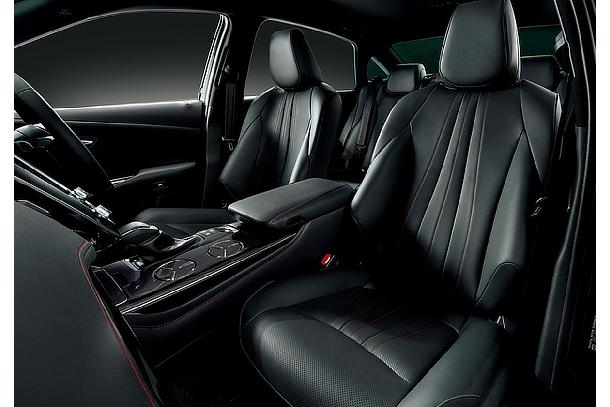 特別仕様車 S“Sport Style”（2.0Lターボガソリン車）（内装色 ： ブラック）＜オプション装着車＞