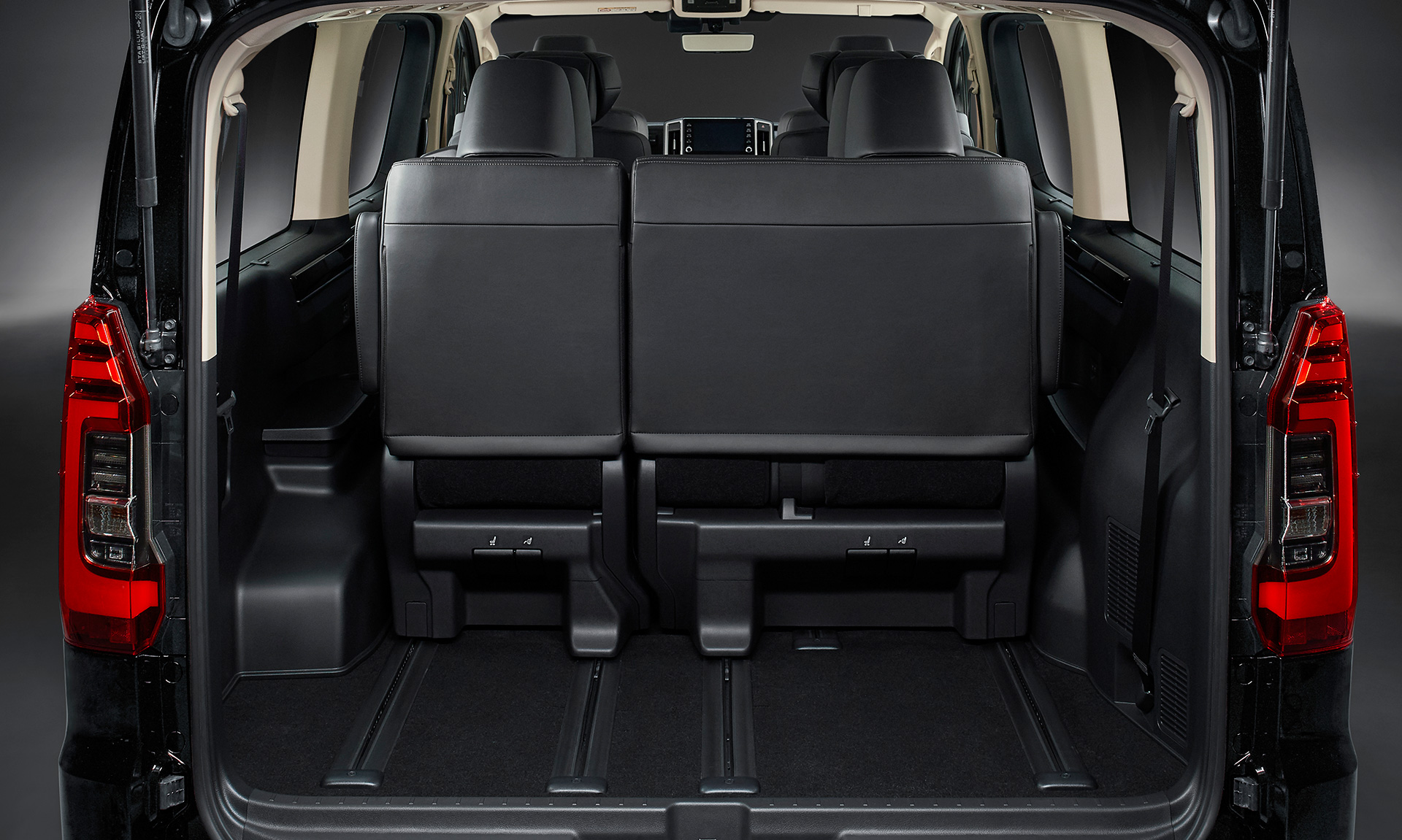 TOYOTA、新型車グランエースを発売 | トヨタ | グローバルニュース 