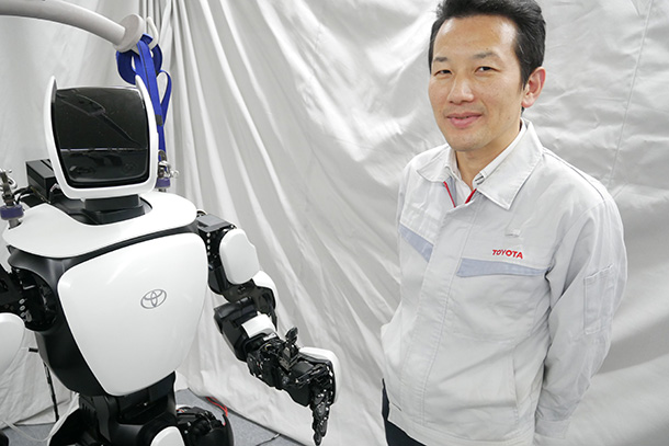 なぜトヨタ自動車はヒューマノイドロボットを開発するのか