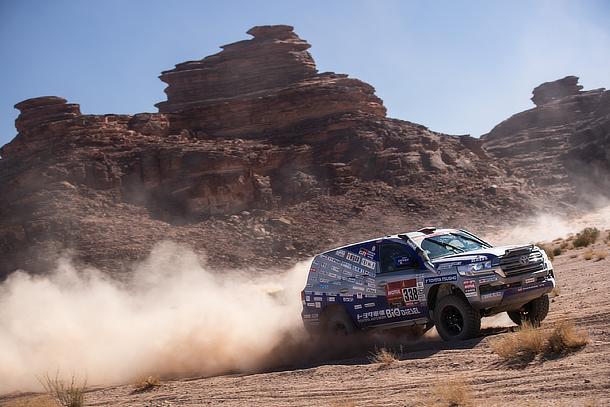 Team Land Cruiser Toyota Auto Body