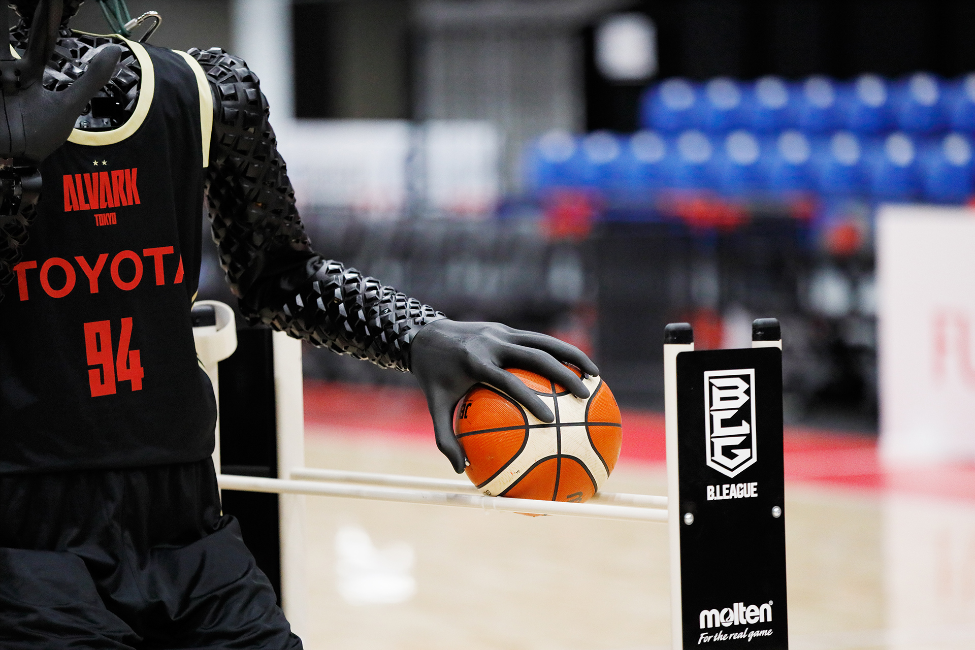 The Development Diary of CUE, the AI Basketball Robot: Third story |  Corporate | Global Newsroom | Toyota Motor Corporation Official Global  Website
