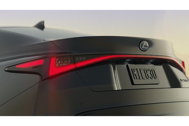 Lexus IS