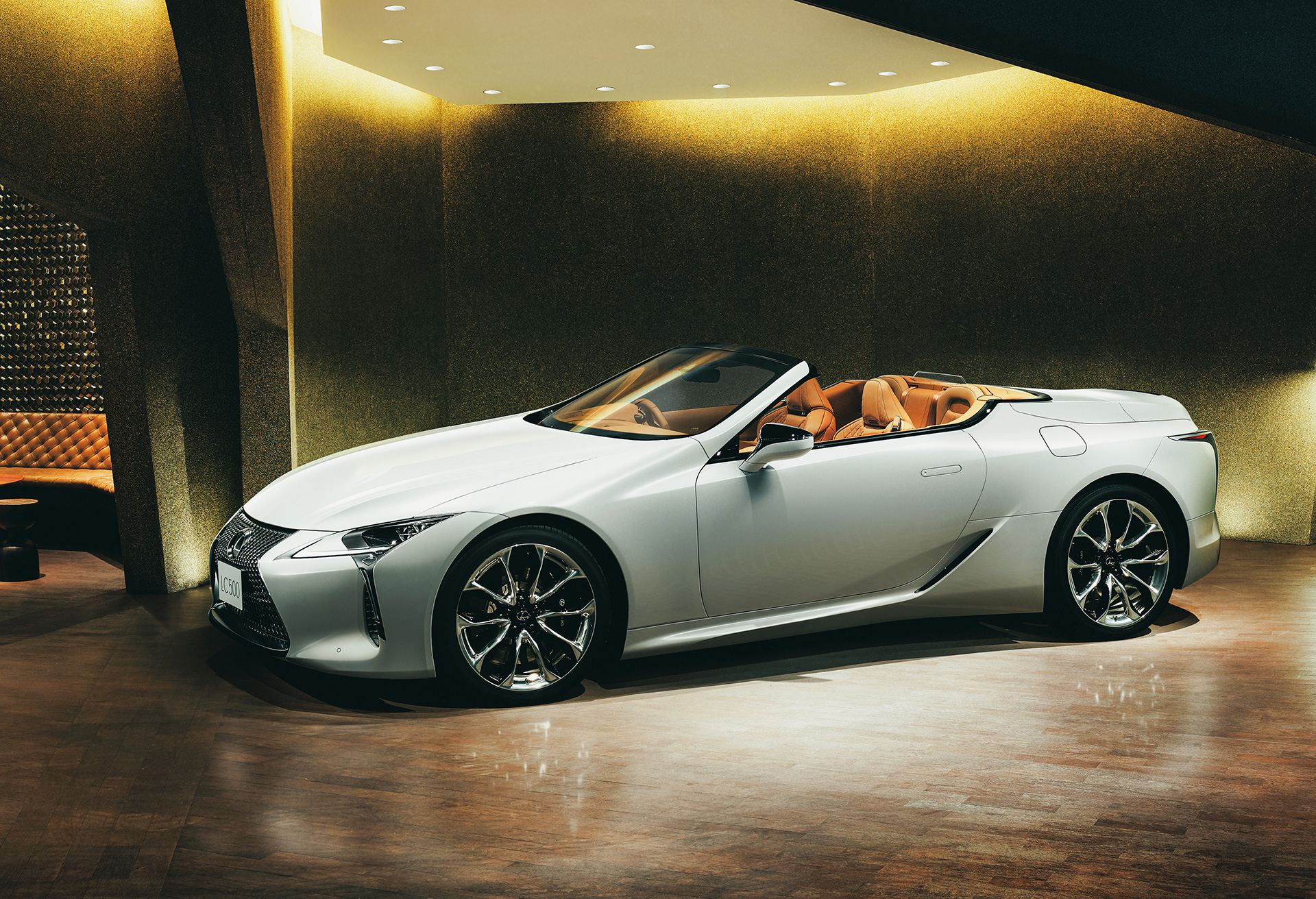 LEXUS、「LC500 Convertible」を新設定 | レクサス | グローバル