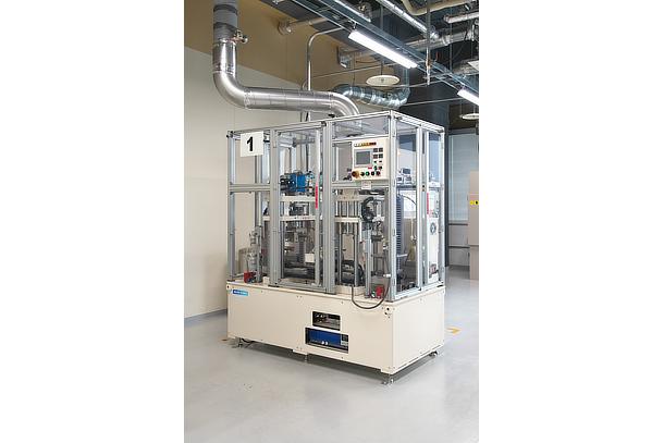 Stamping-type plating machine