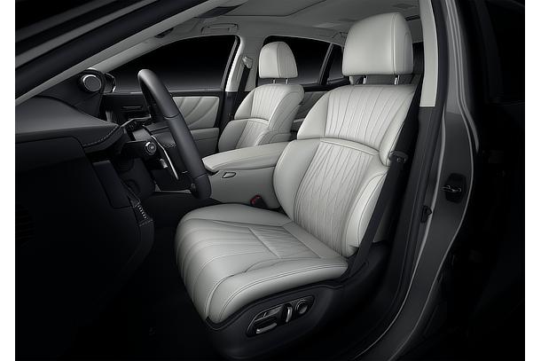 LEXUS LS