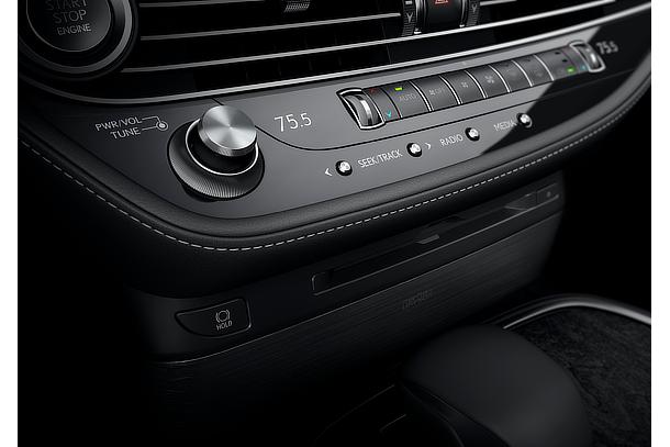 LEXUS LS