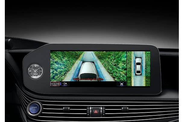 LEXUS LS