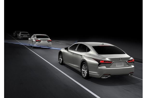 LEXUS LS